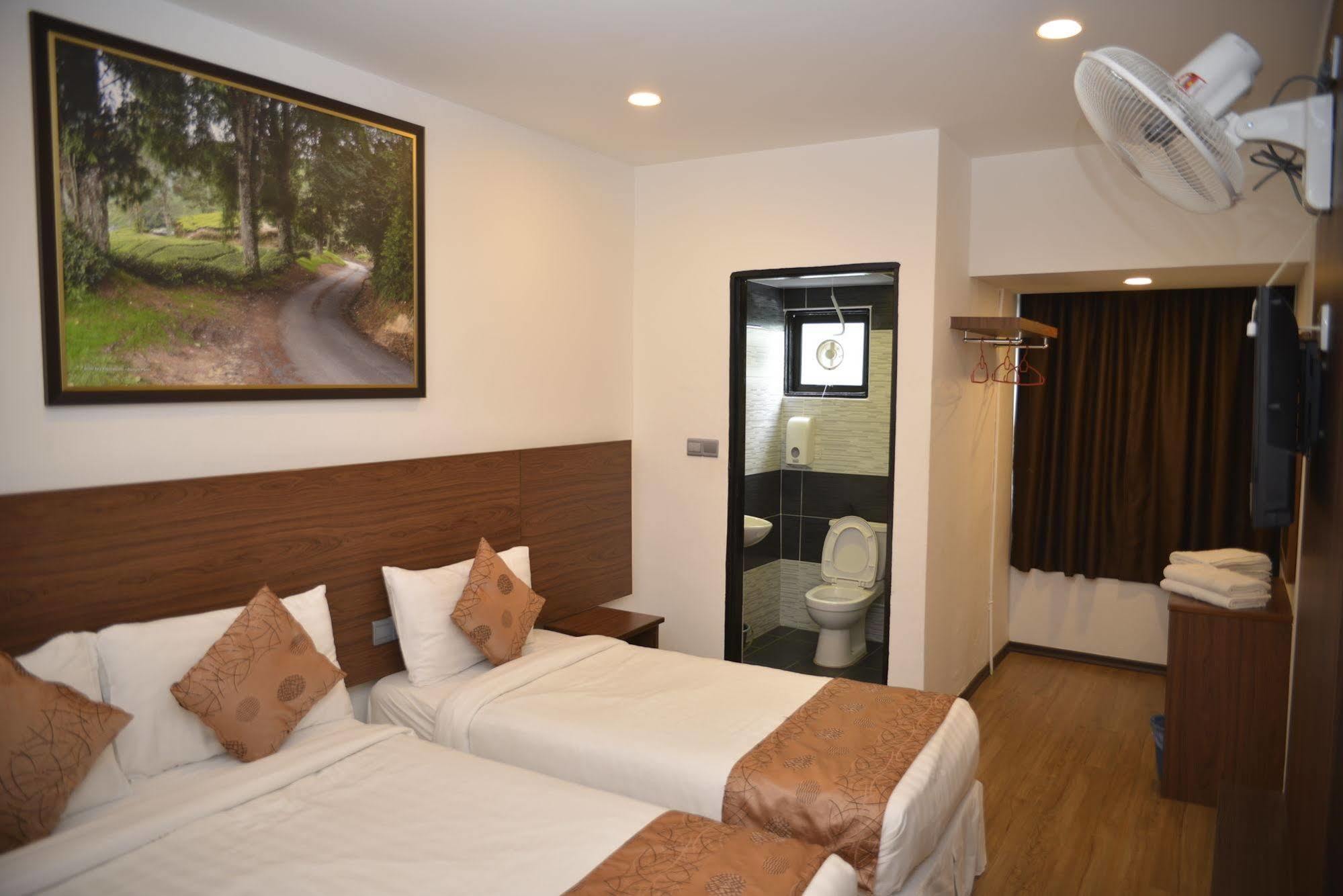 Highlanders Hotel Cameron Highlands Exterior photo