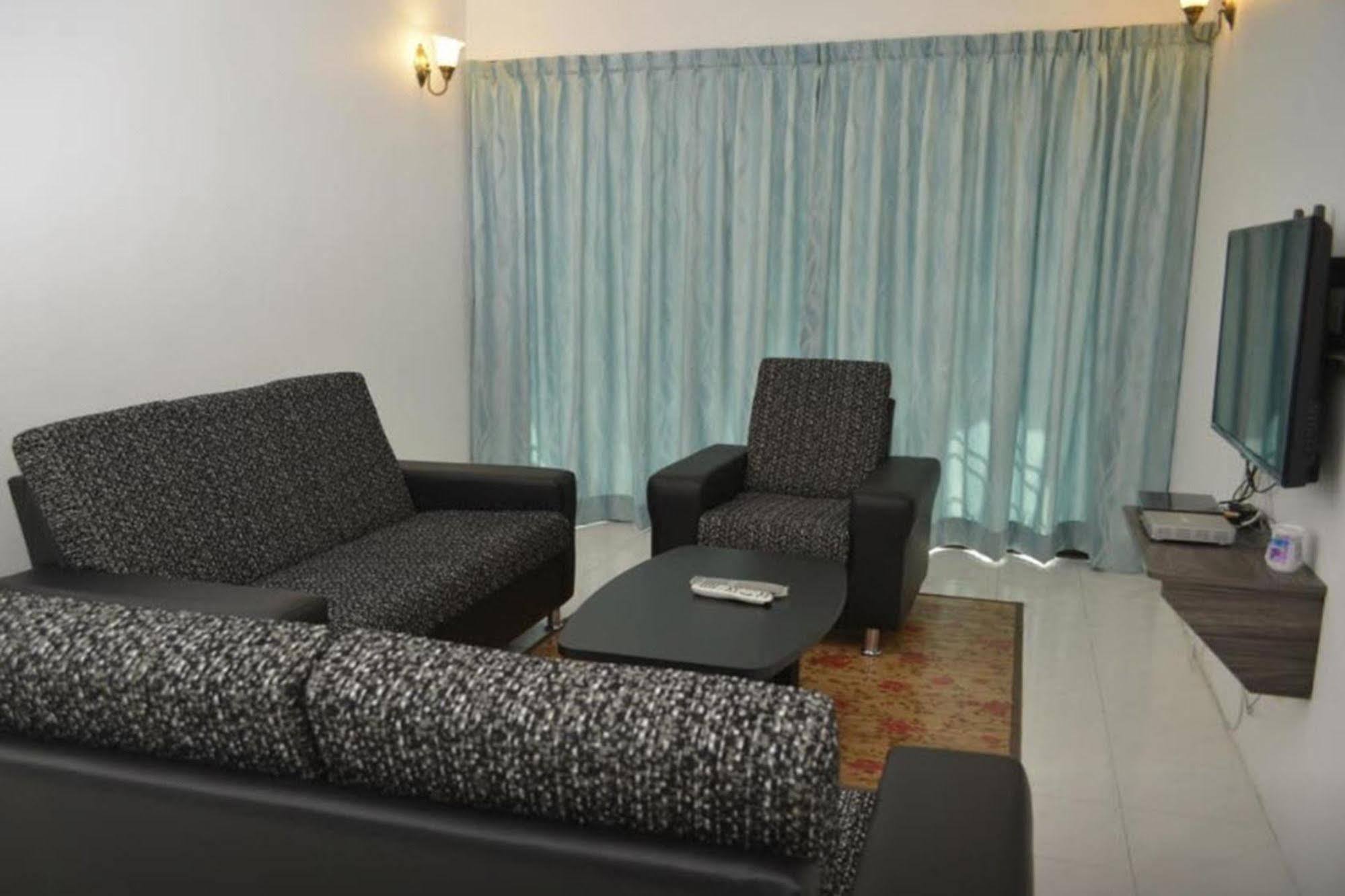 Highlanders Hotel Cameron Highlands Exterior photo
