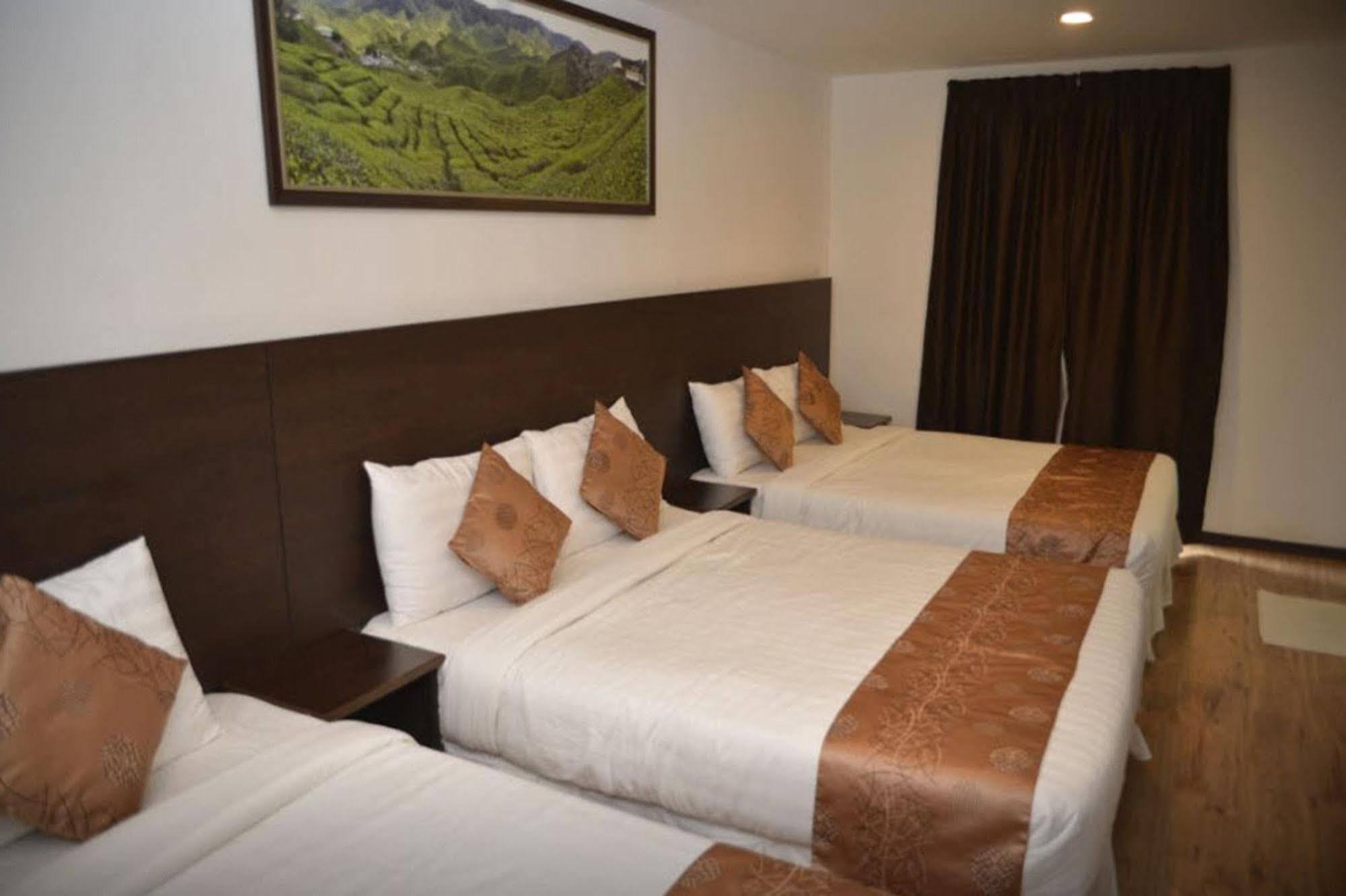 Highlanders Hotel Cameron Highlands Exterior photo